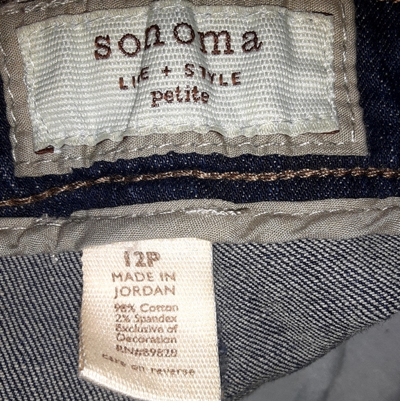 Jeans - Picture 2 of 3